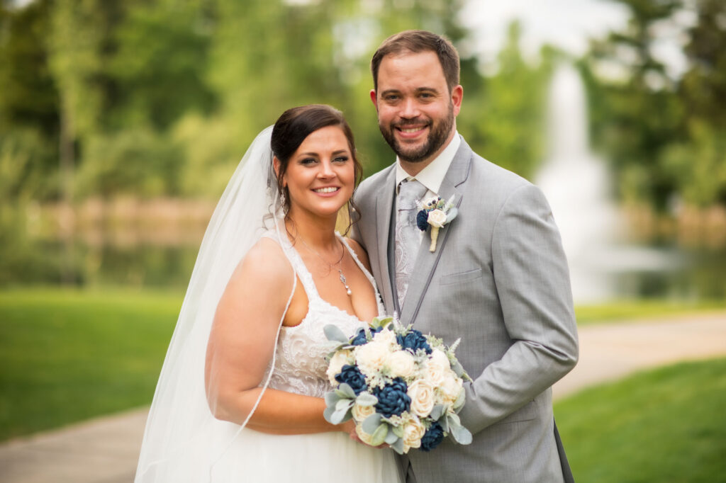 Apple Mountain wedding photography in Freeland, Michigan.